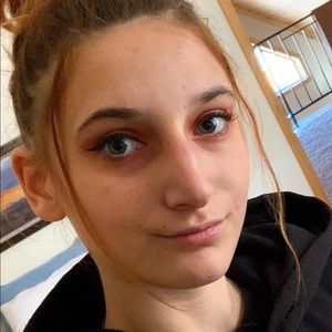 Meet your Posher, Jillian